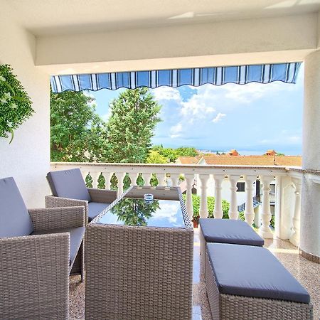 Apartment Jadran Malinska Luaran gambar