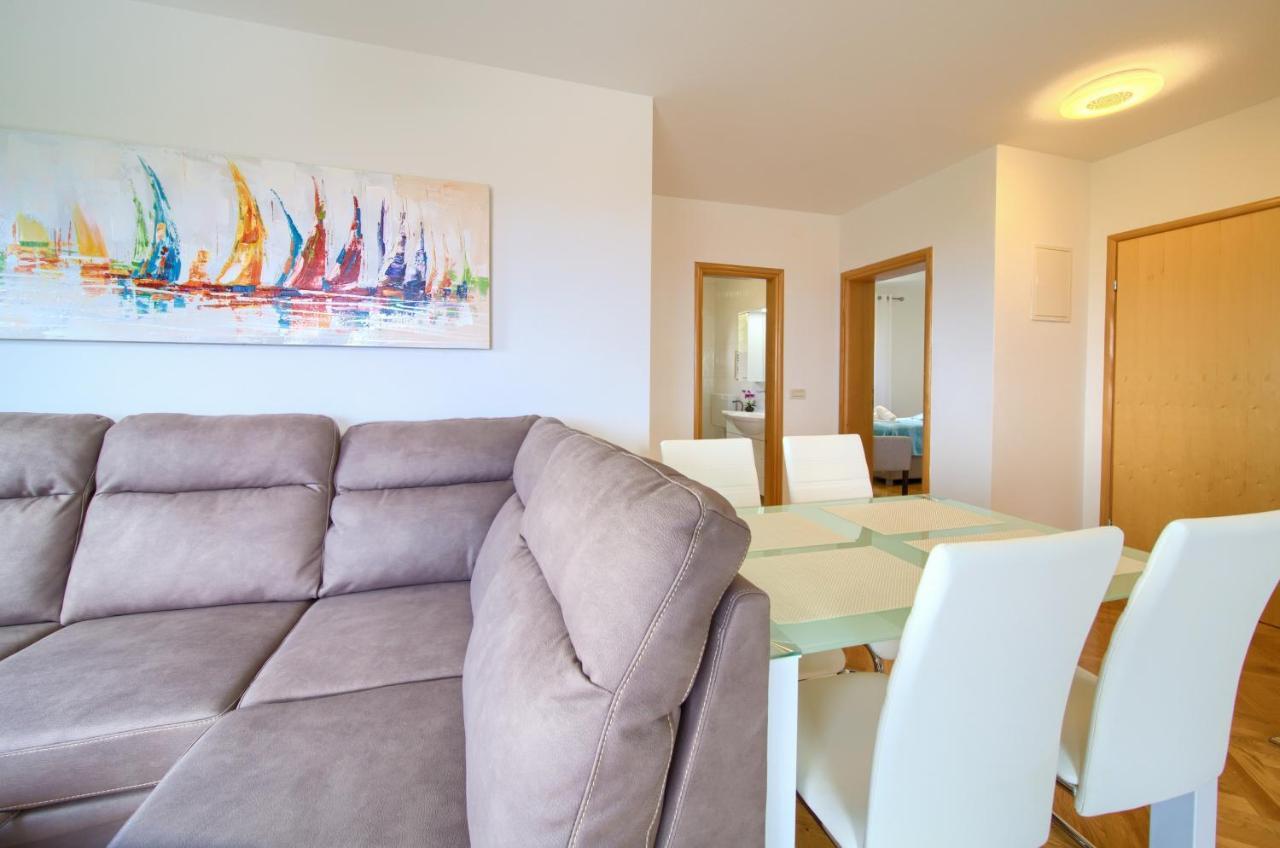 Apartment Jadran Malinska Luaran gambar